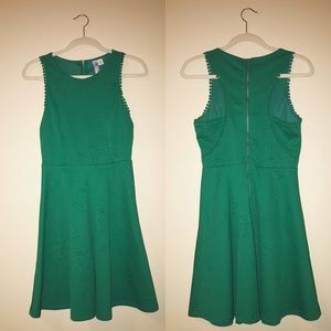 Francesca’s Kelly Green Dress by Alya